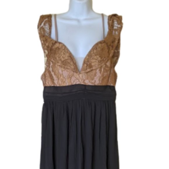 Black  Metallic Gold Max Full Lenght Empire Waist Dress XL New NWOT - Picture 5 of 10